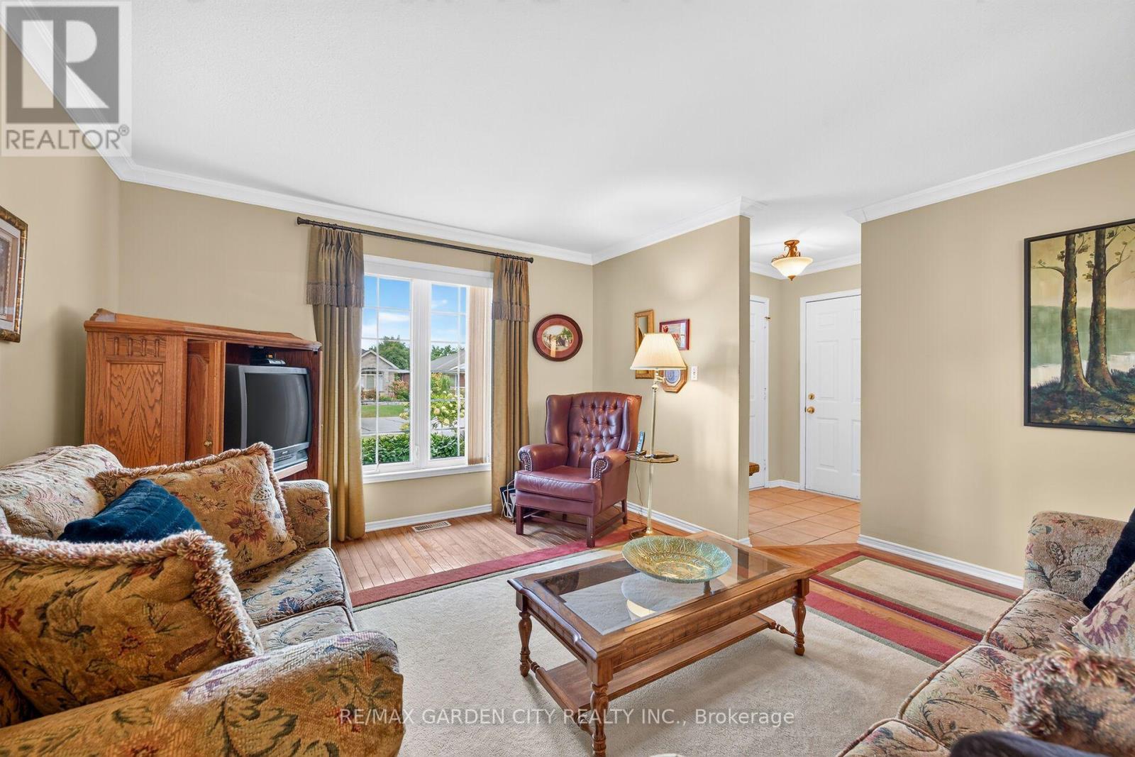5150 Meadowood Lane, Lincoln, Ontario  L3J 0J8 - Photo 6 - X13804622