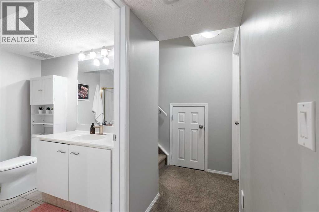 3, 2429 28 Street Sw, Calgary, Alberta T3E 2H7 - Photo 36 - A2340909
