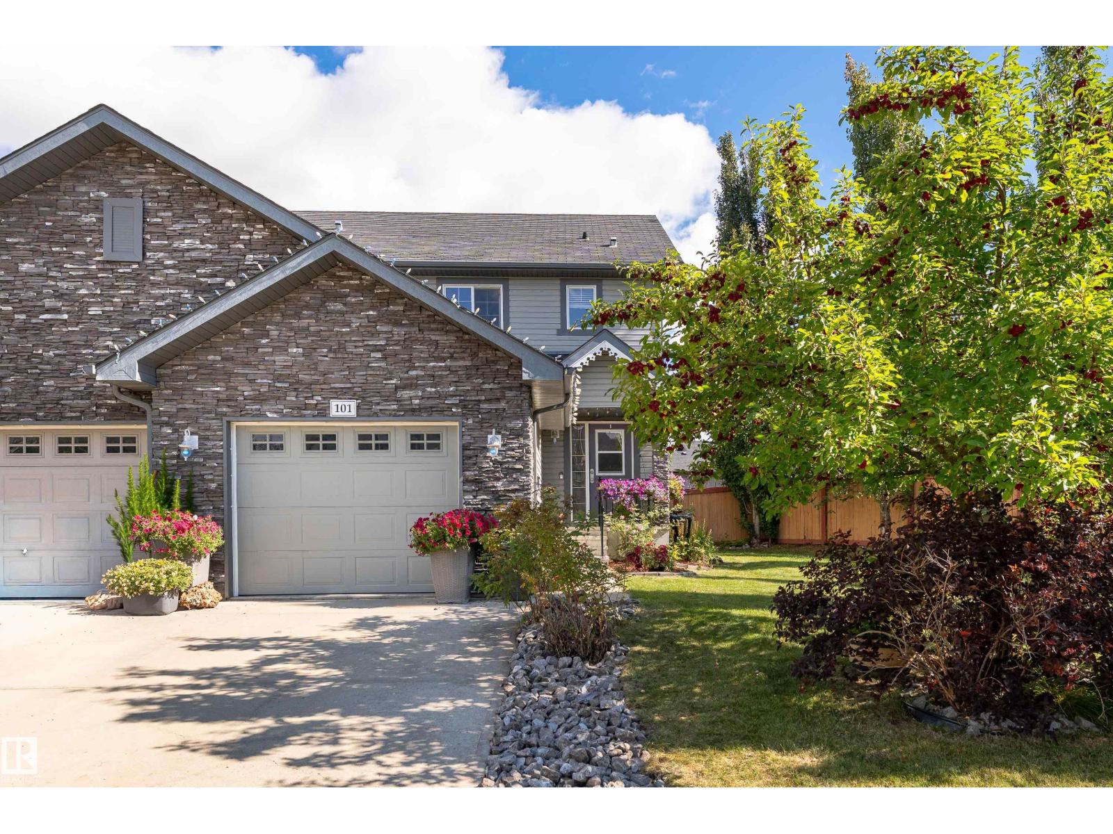 101 RUE MONIQUE, Beaumont, Alberta