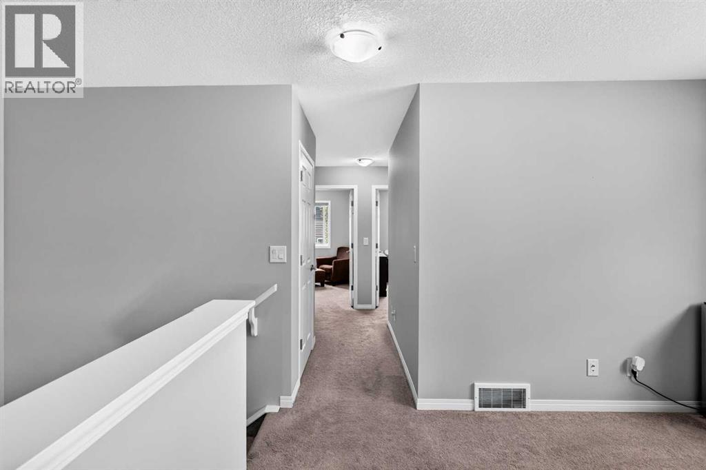 30 Yorkville Boulevard SW, Calgary, Alberta  T2X 4K6 - Photo 22 - A2335736