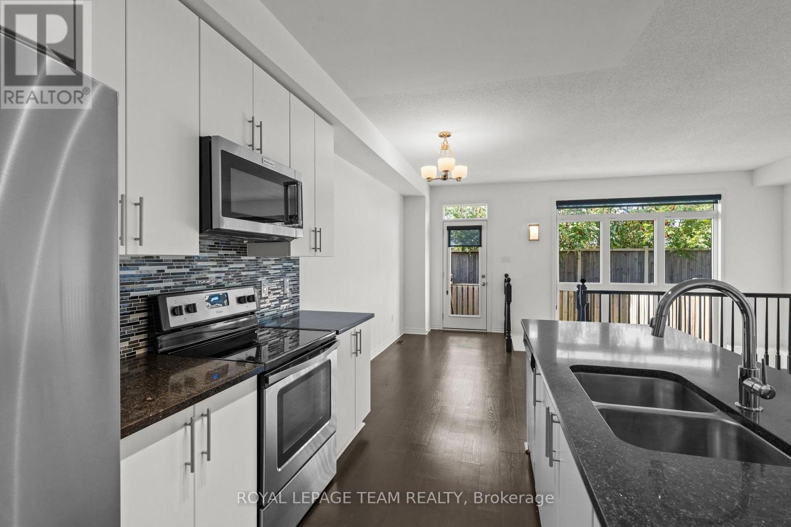 547 Rioja Street, Ottawa, Ontario  K2S 0H8 - Photo 18 - X13804634