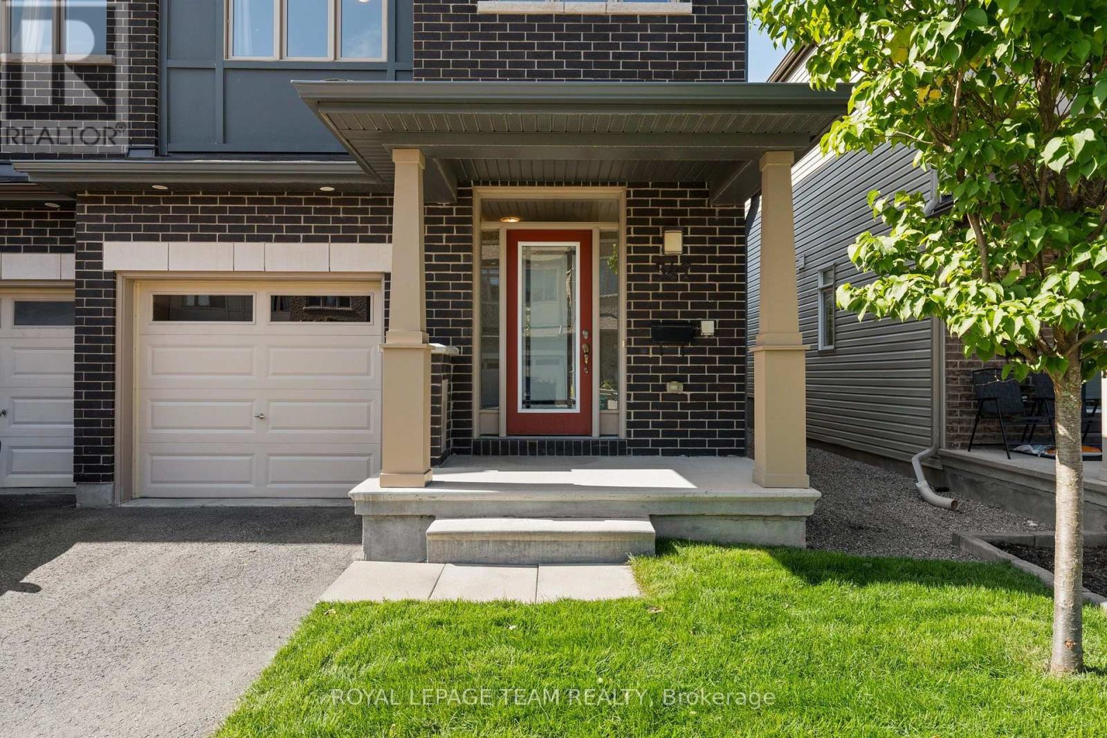547 Rioja Street, Ottawa, Ontario  K2S 0H8 - Photo 3 - X13804634
