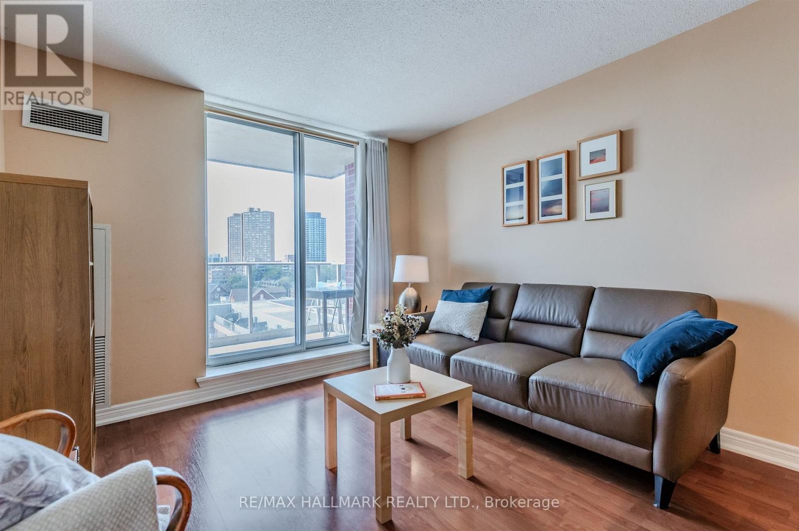 806 - 1369 Bloor Street W, Toronto, Ontario  M6P 4J4 - Photo 15 - C13804648