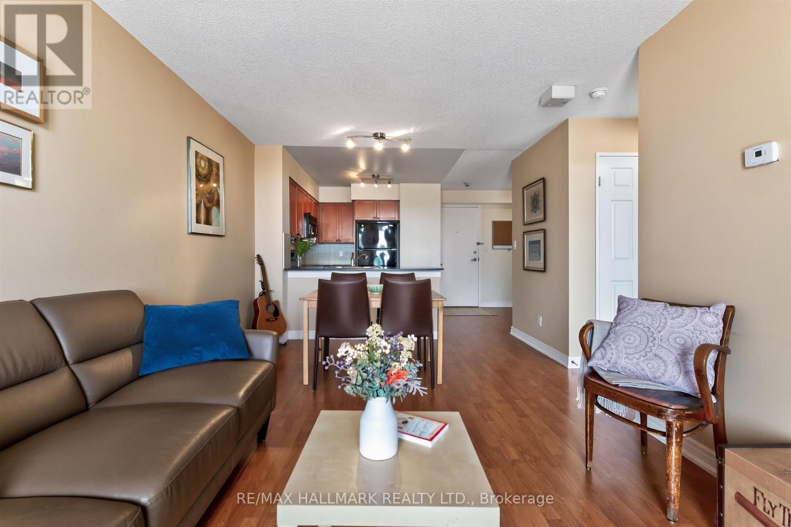 806 - 1369 Bloor Street W, Toronto, Ontario  M6P 4J4 - Photo 16 - C13804648