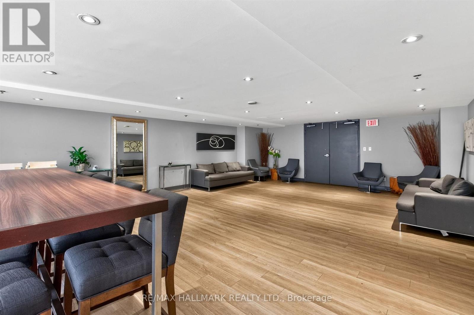 806 - 1369 Bloor Street W, Toronto, Ontario  M6P 4J4 - Photo 32 - C13804648