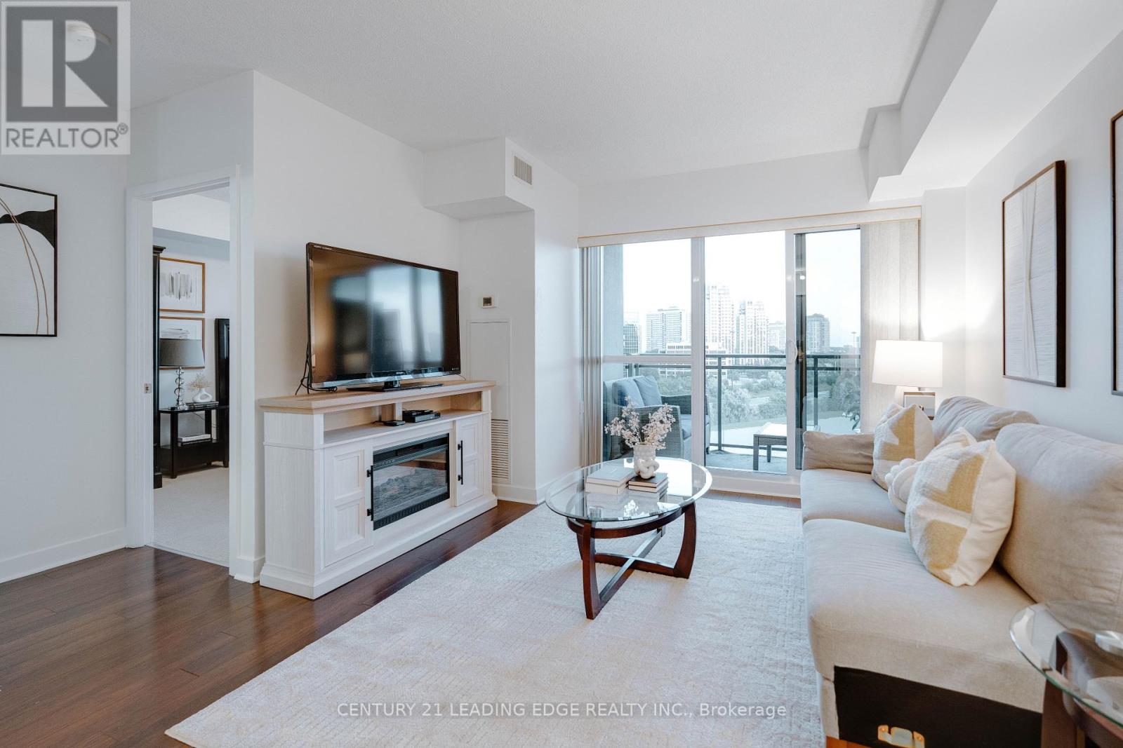 820 - 120 Dallimore Circle, Toronto, Ontario  M3C 4J1 - Photo 1 - C13804682