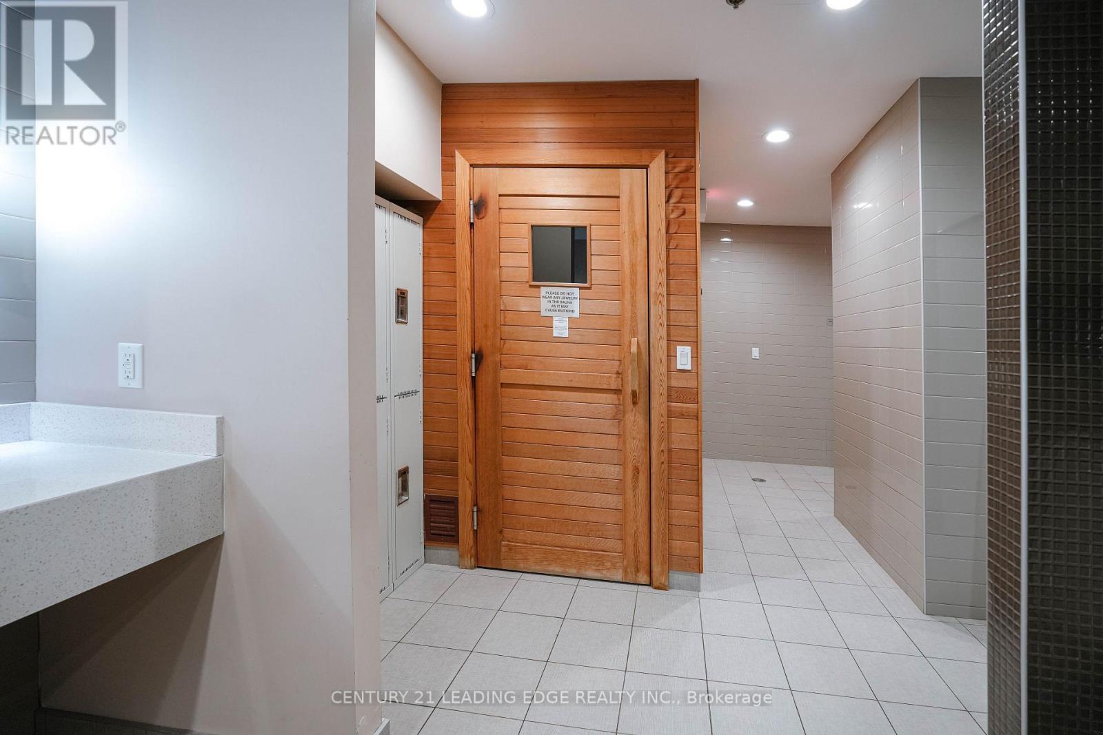 820 - 120 Dallimore Circle, Toronto, Ontario  M3C 4J1 - Photo 15 - C13804682