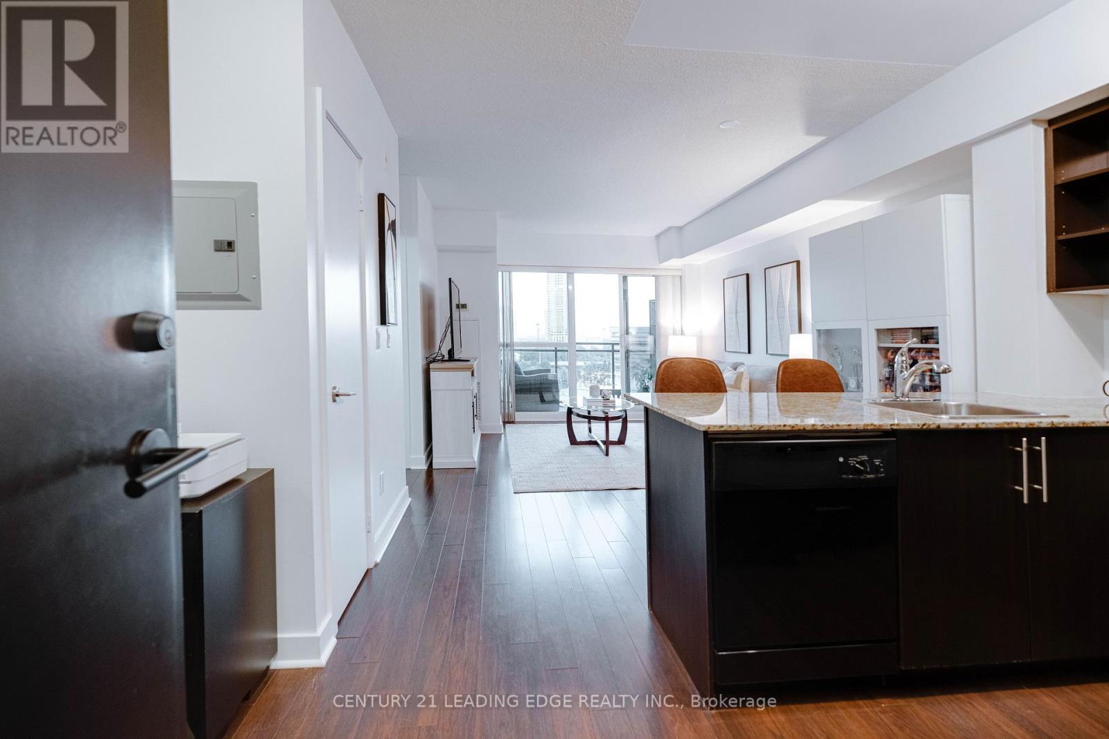 820 - 120 Dallimore Circle, Toronto, Ontario  M3C 4J1 - Photo 4 - C13804682