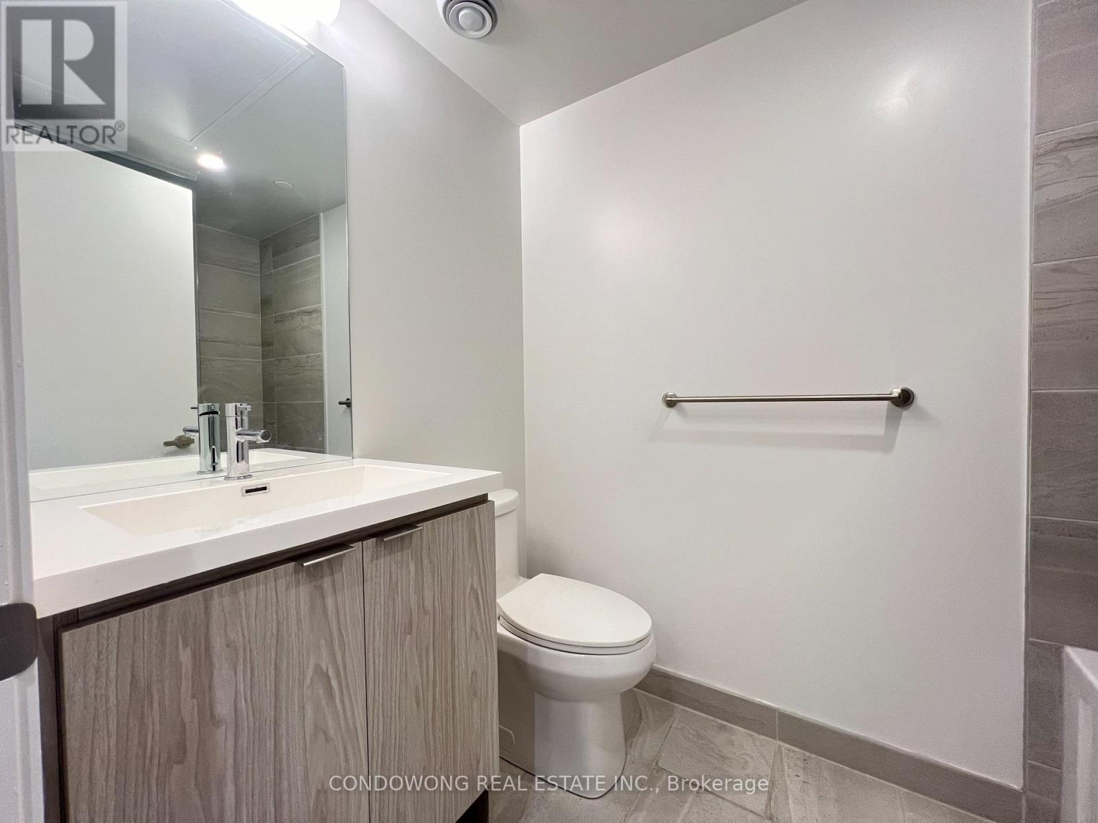 2112 - 55 Cooper Street, Toronto, Ontario  M5E 0G1 - Photo 7 - C13804692
