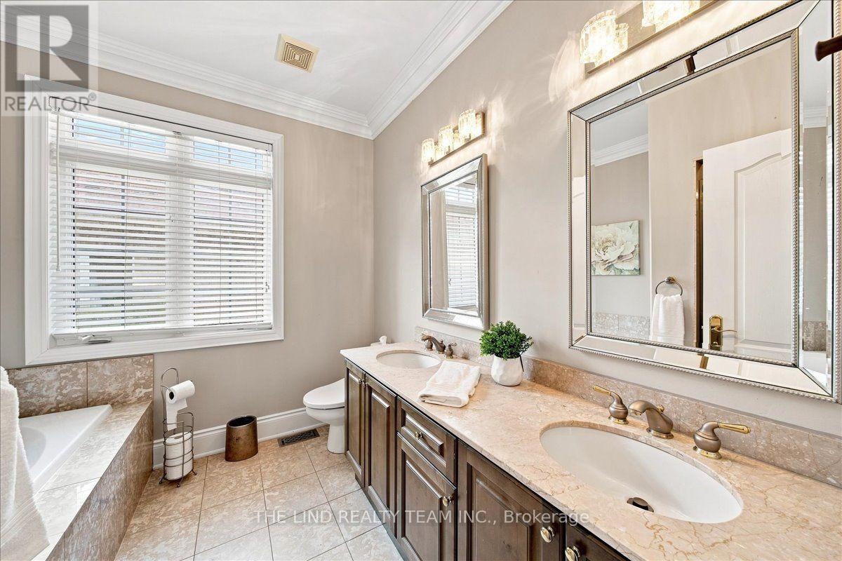 109 Willis Drive, Aurora, Ontario  L4G 7M4 - Photo 18 - N13804644