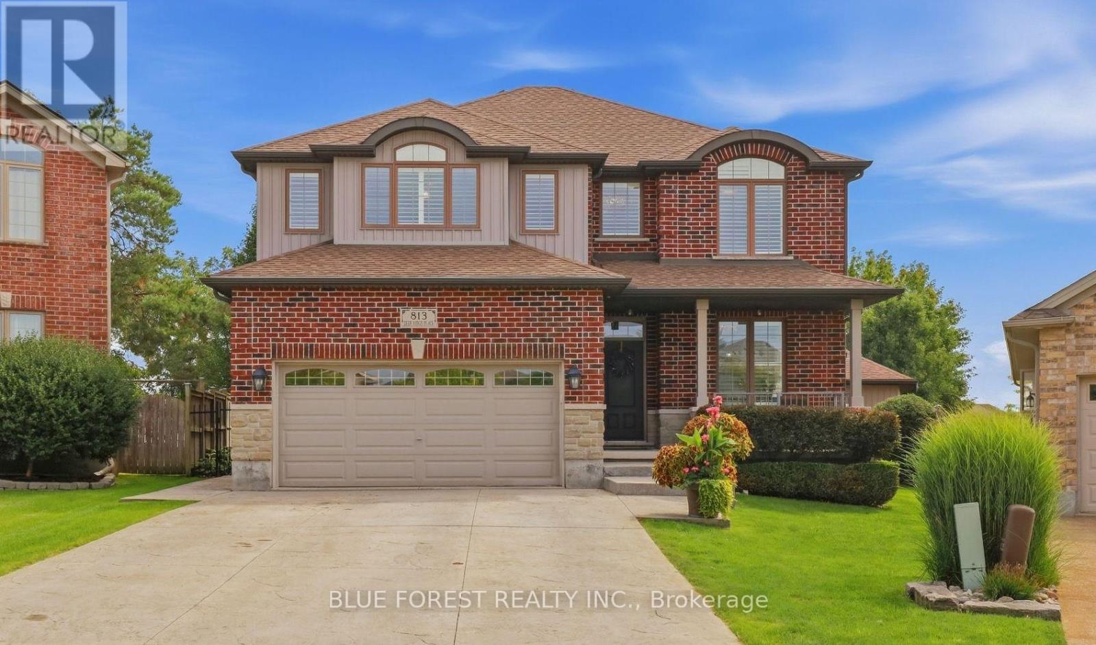 813 Deer Ridge Place, London North, Ontario  N6H 0C1 - Photo 1 - X13804436