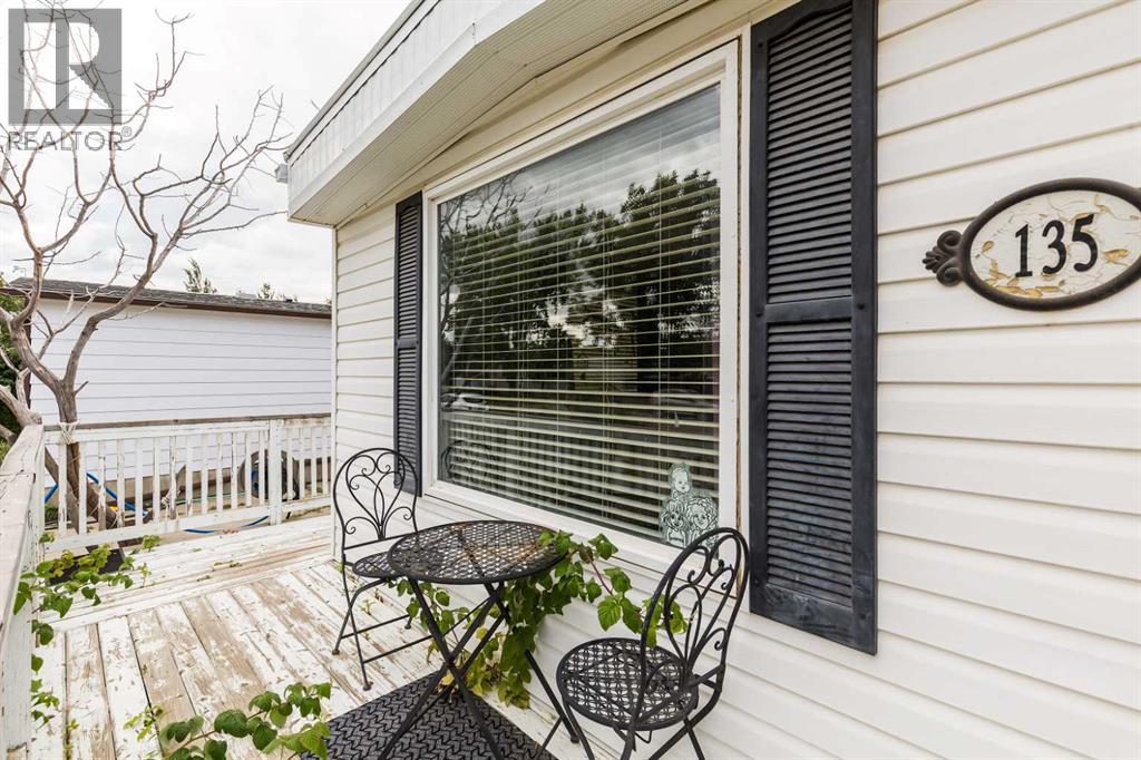 135 Dalhousie Court W