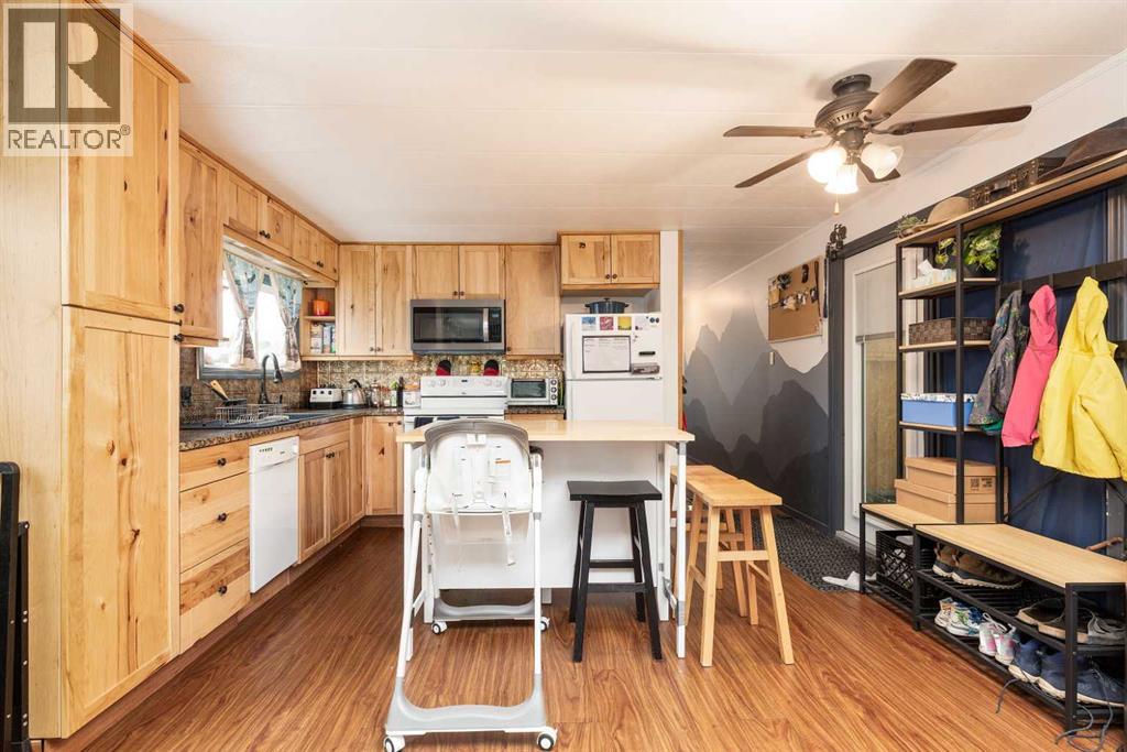 135 Dalhousie Court W