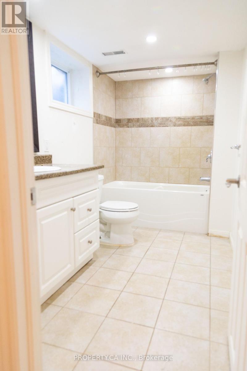 8 Dufferin Street, Barrie, Ontario  L4N 2J7 - Photo 25 - S13804666