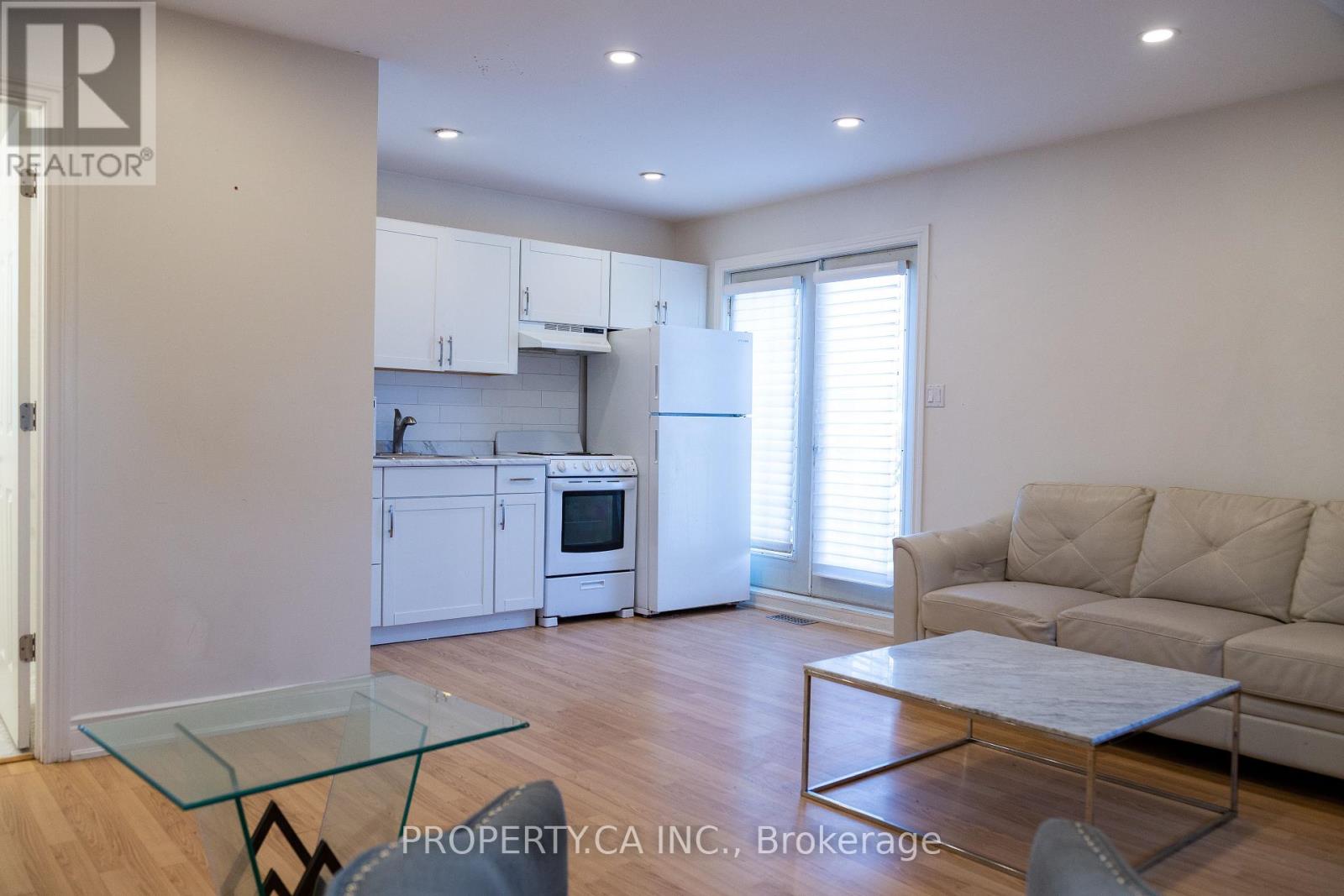8 Dufferin Street, Barrie, Ontario  L4N 2J7 - Photo 27 - S13804666