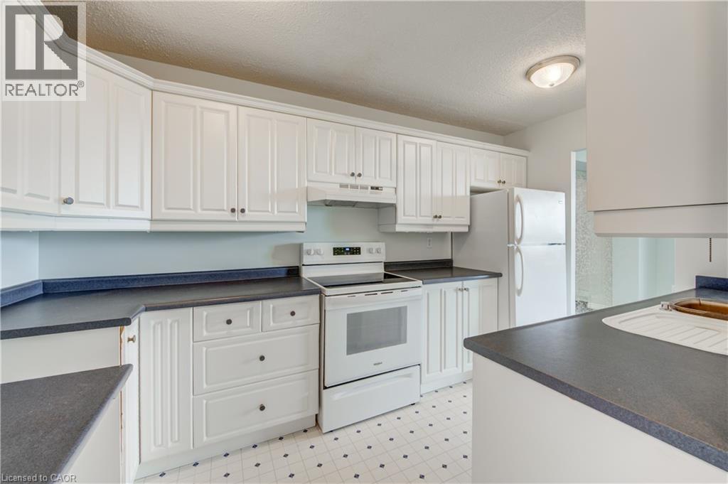 225 Harvard Place Unit# 509, Waterloo, Ontario  N2J 4H4 - Photo 31 - 40864795