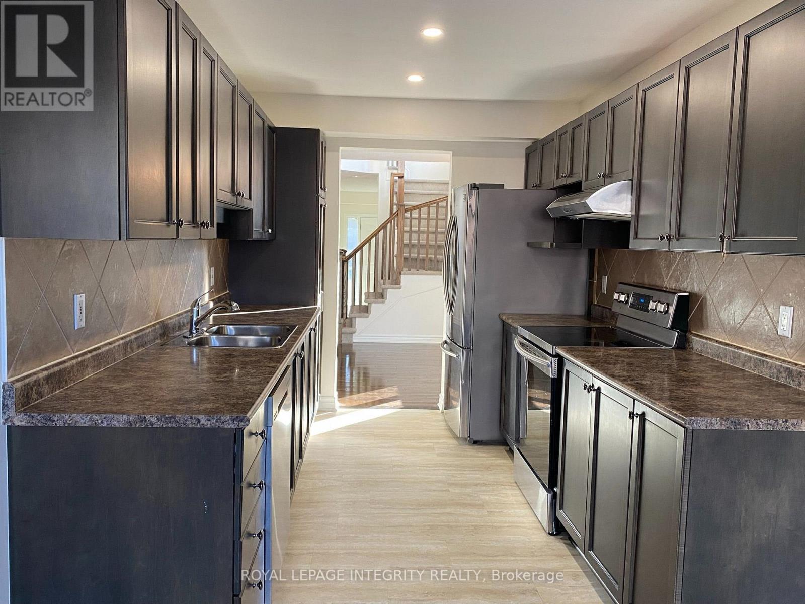 81 Fratton Way, Ottawa, Ontario  K2G 7C4 - Photo 34 - X13804512