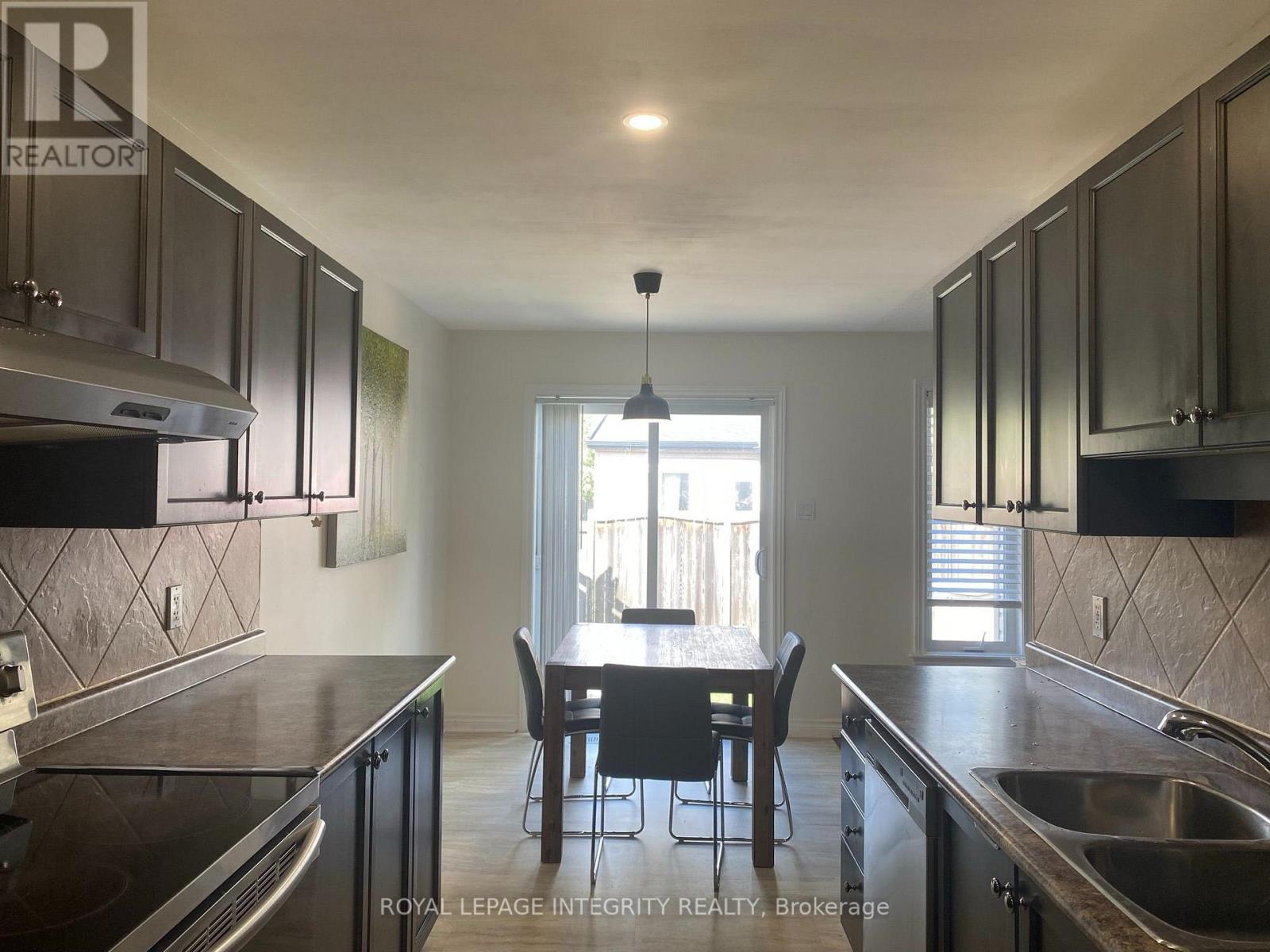 81 Fratton Way, Ottawa, Ontario  K2G 7C4 - Photo 9 - X13804512