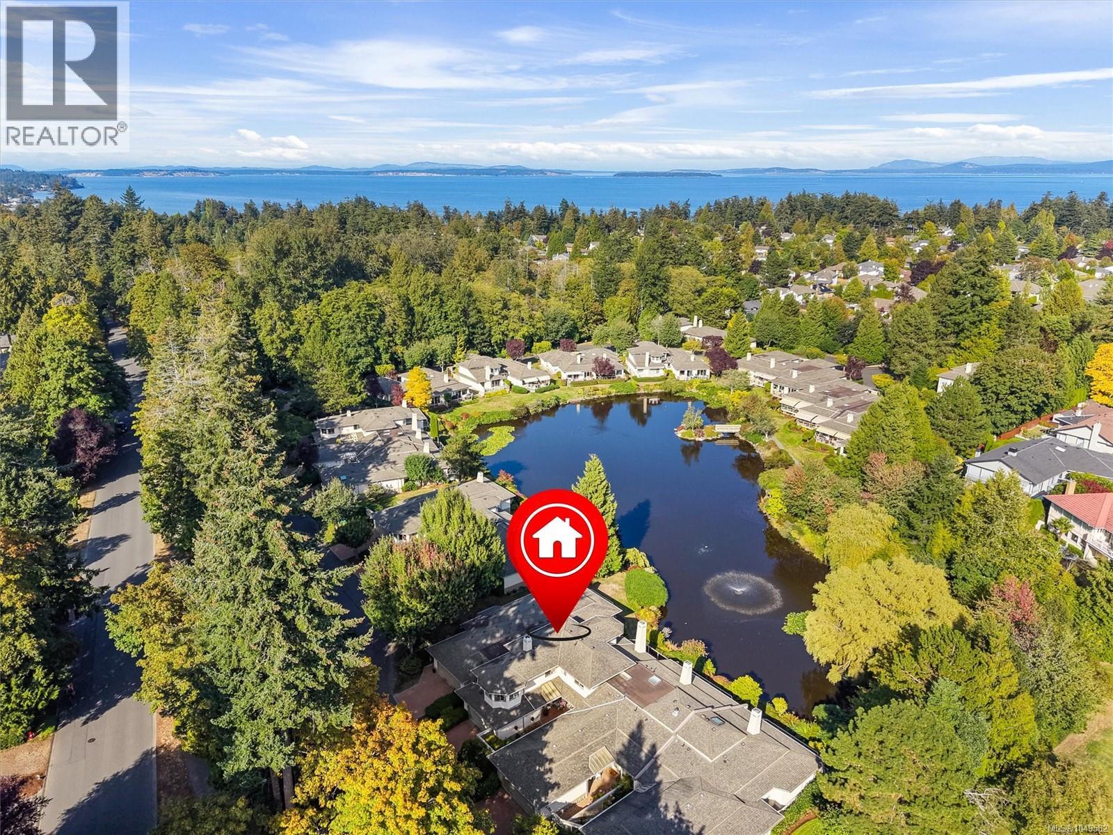 3 4701 Lochside Dr photo 3