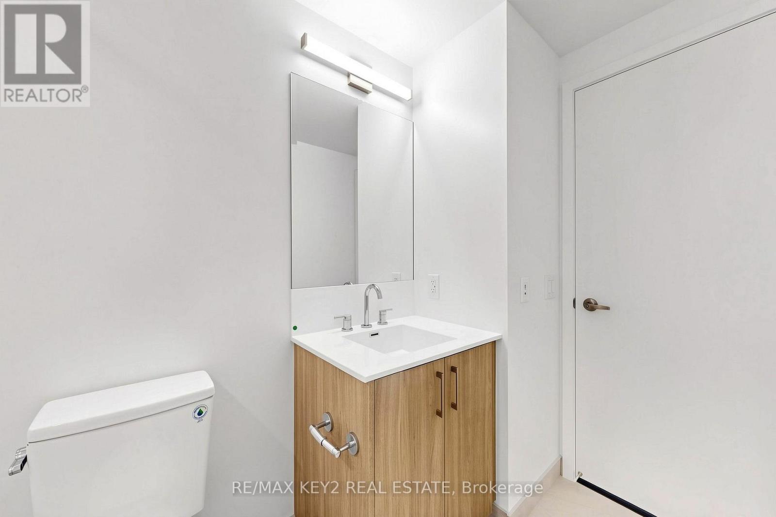 2219 - 4010 Eglinton Avenue W, Toronto, Ontario  M9A 0G5 - Photo 15 - W13804646