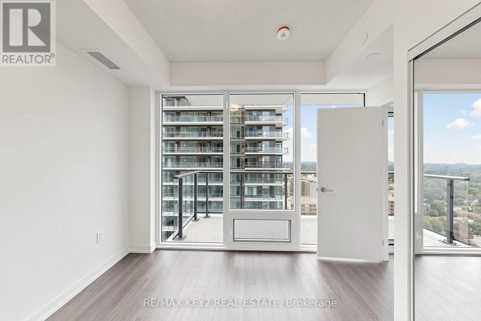 2219 - 4010 Eglinton Avenue W, Toronto, Ontario  M9A 0G5 - Photo 18 - W13804646