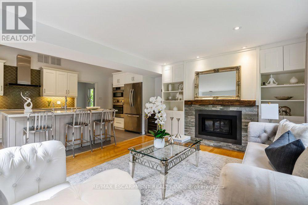 1361 Goldthorpe Road, Mississauga, Ontario  L5G 3R2 - Photo 6 - W13804668