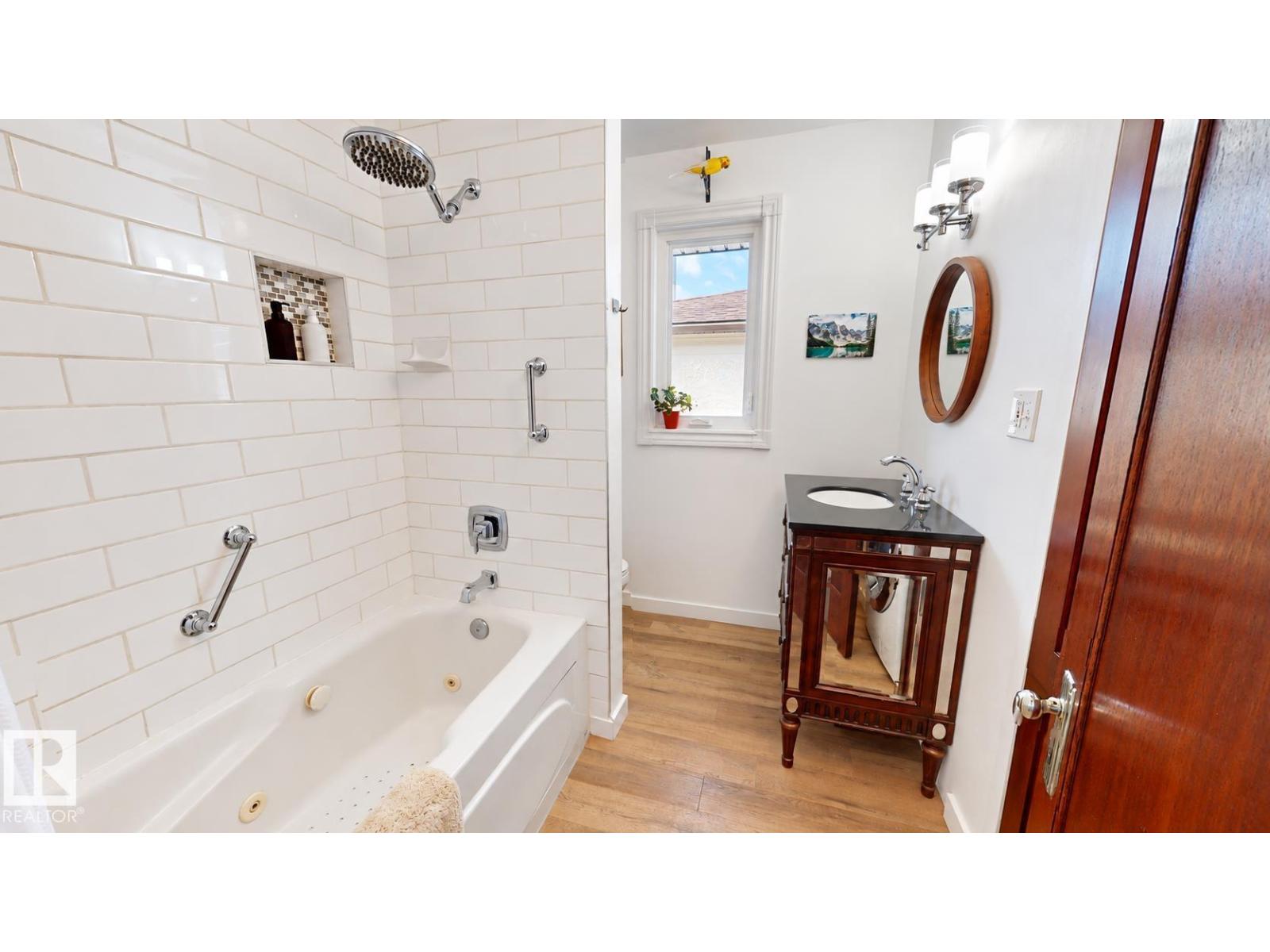 11403 112 Av NW, Edmonton, Alberta  T5G 0H5 - Photo 13 - E4509452