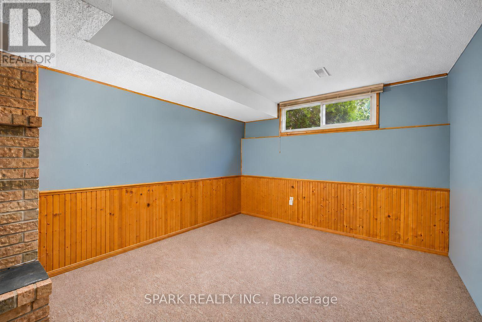 28 Lampman Crescent, Thorold, Ontario  L2V 4K7 - Photo 21 - X13674798