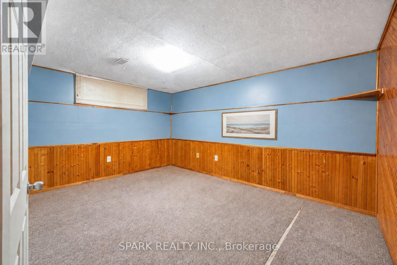 28 Lampman Crescent, Thorold, Ontario  L2V 4K7 - Photo 23 - X13674798