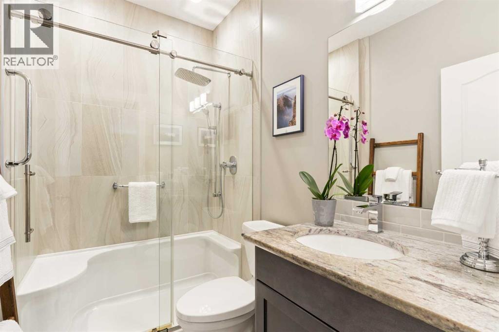 246 Woodpark Green SW, Calgary, Alberta T2W 6E9 - Photo 31 - A2345776