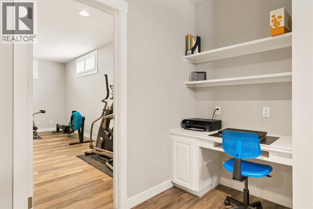 246 Woodpark Green SW, Calgary, Alberta T2W 6E9 - Photo 39 - A2345776