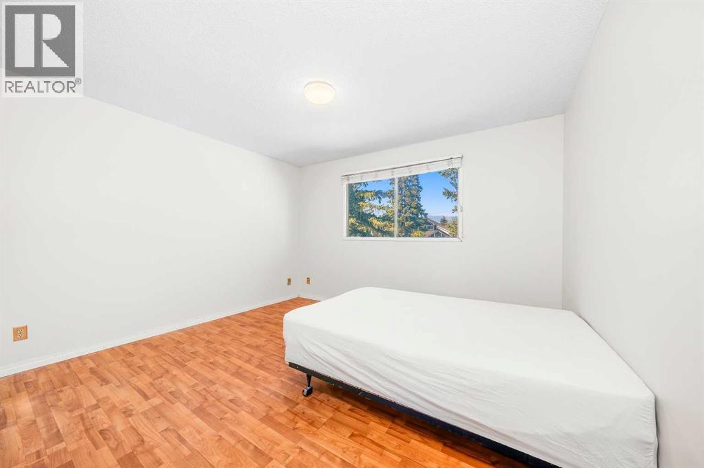 243 Millcrest Way SW, Calgary, Alberta  T2Y 2K7 - Photo 14 - A2346560