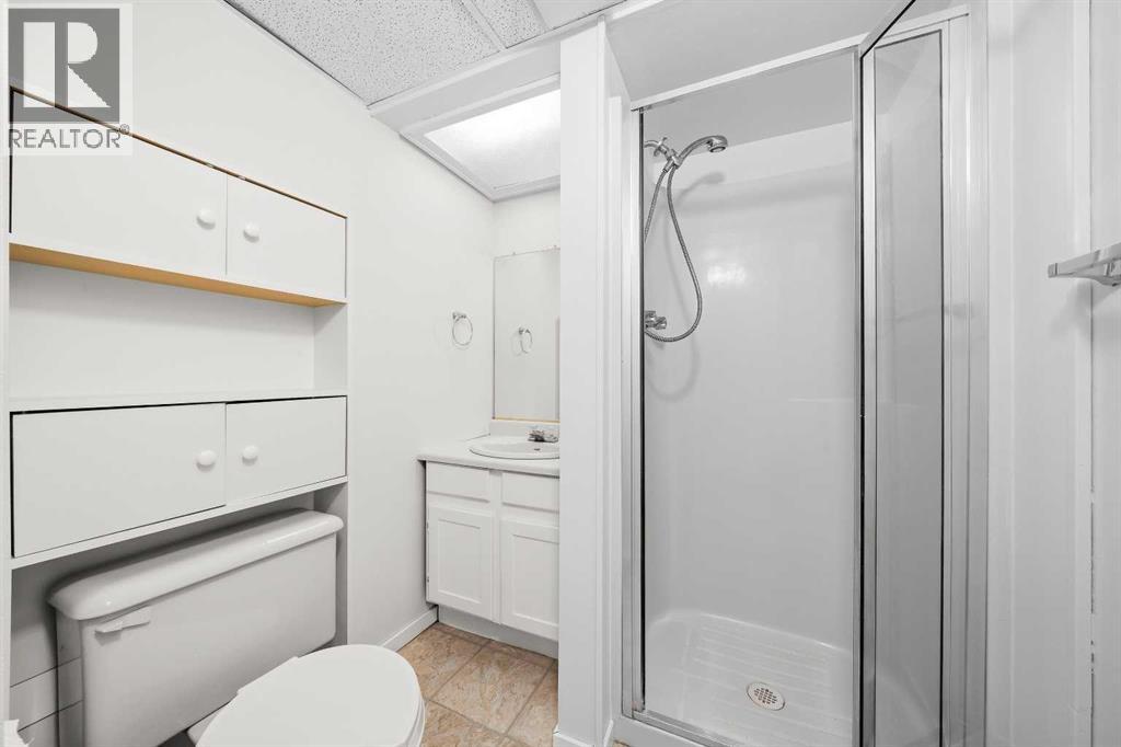 243 Millcrest Way SW, Calgary, Alberta  T2Y 2K7 - Photo 28 - A2346560