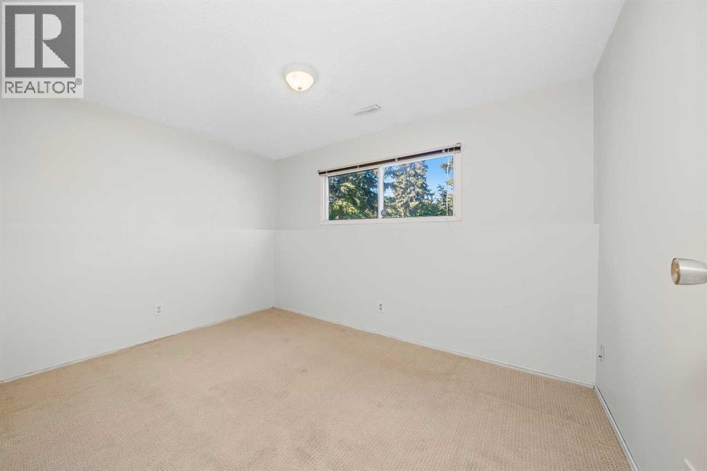 243 Millcrest Way SW, Calgary, Alberta  T2Y 2K7 - Photo 24 - A2346560