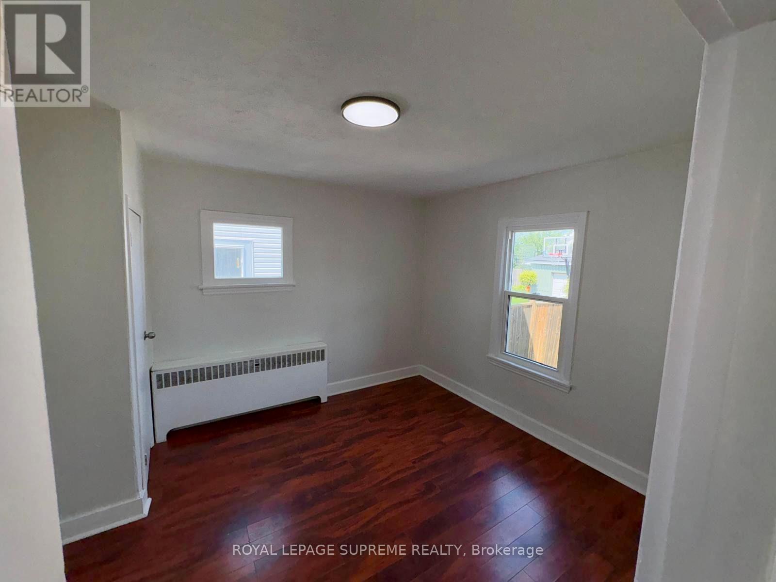 Main Floor - 30 Fourth Street, Welland, Ontario  L3B 4X6 - Photo 16 - X13804656