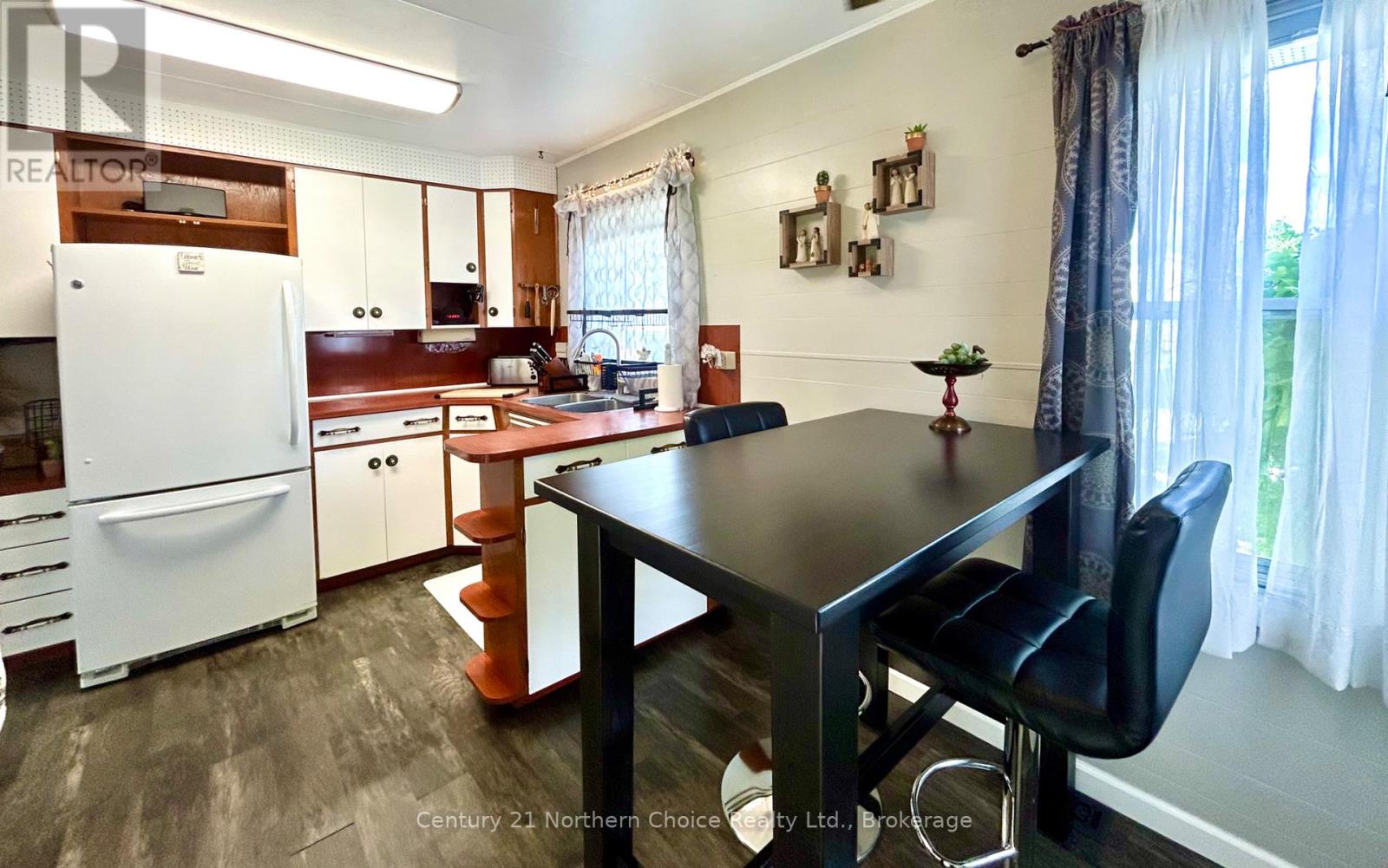 746 Thompson Street, Fort Frances, Ontario  P9A 2W8 - Photo 4 - X13785248