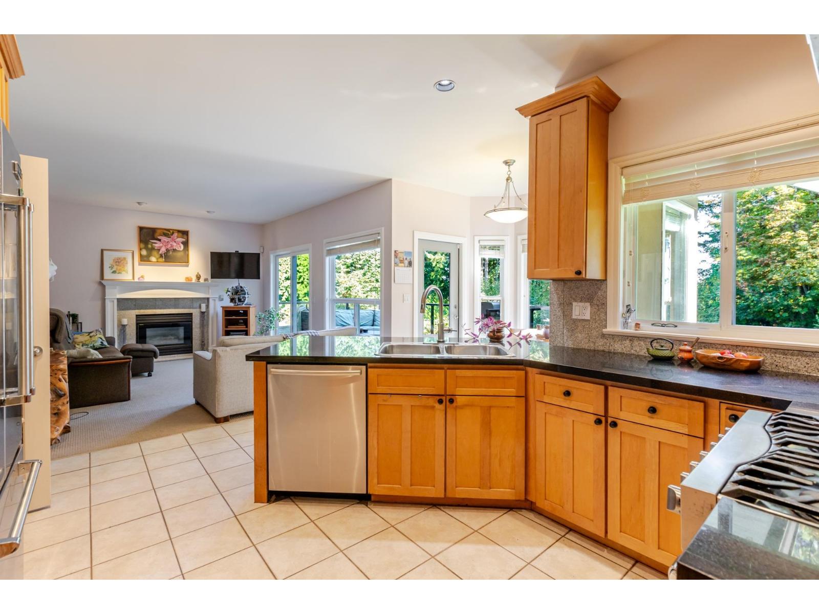21015 46 Avenue, Langley, British Columbia  V3A 8M4 - Photo 11 - R3166072