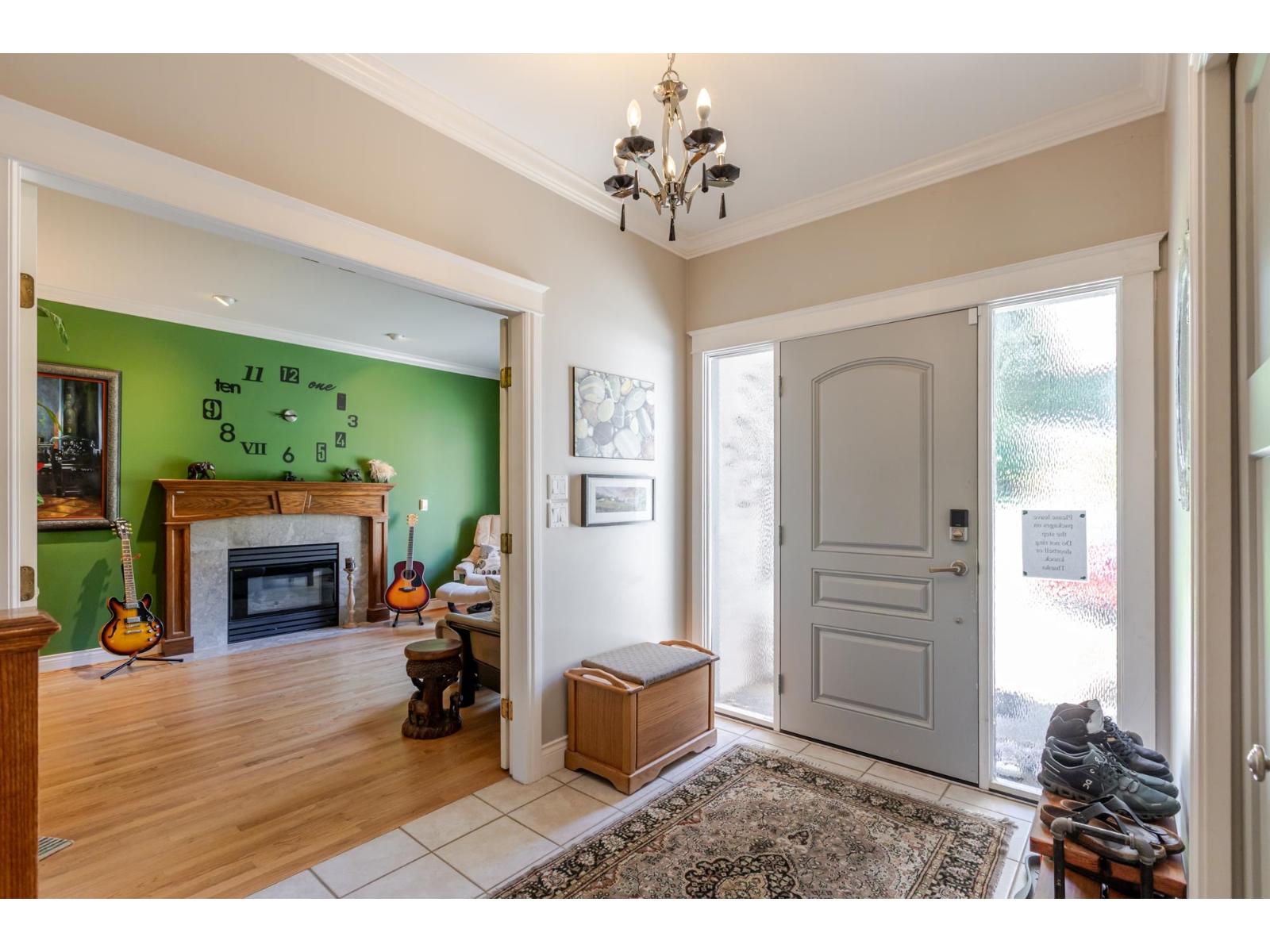 21015 46 Avenue, Langley, British Columbia  V3A 8M4 - Photo 4 - R3166072