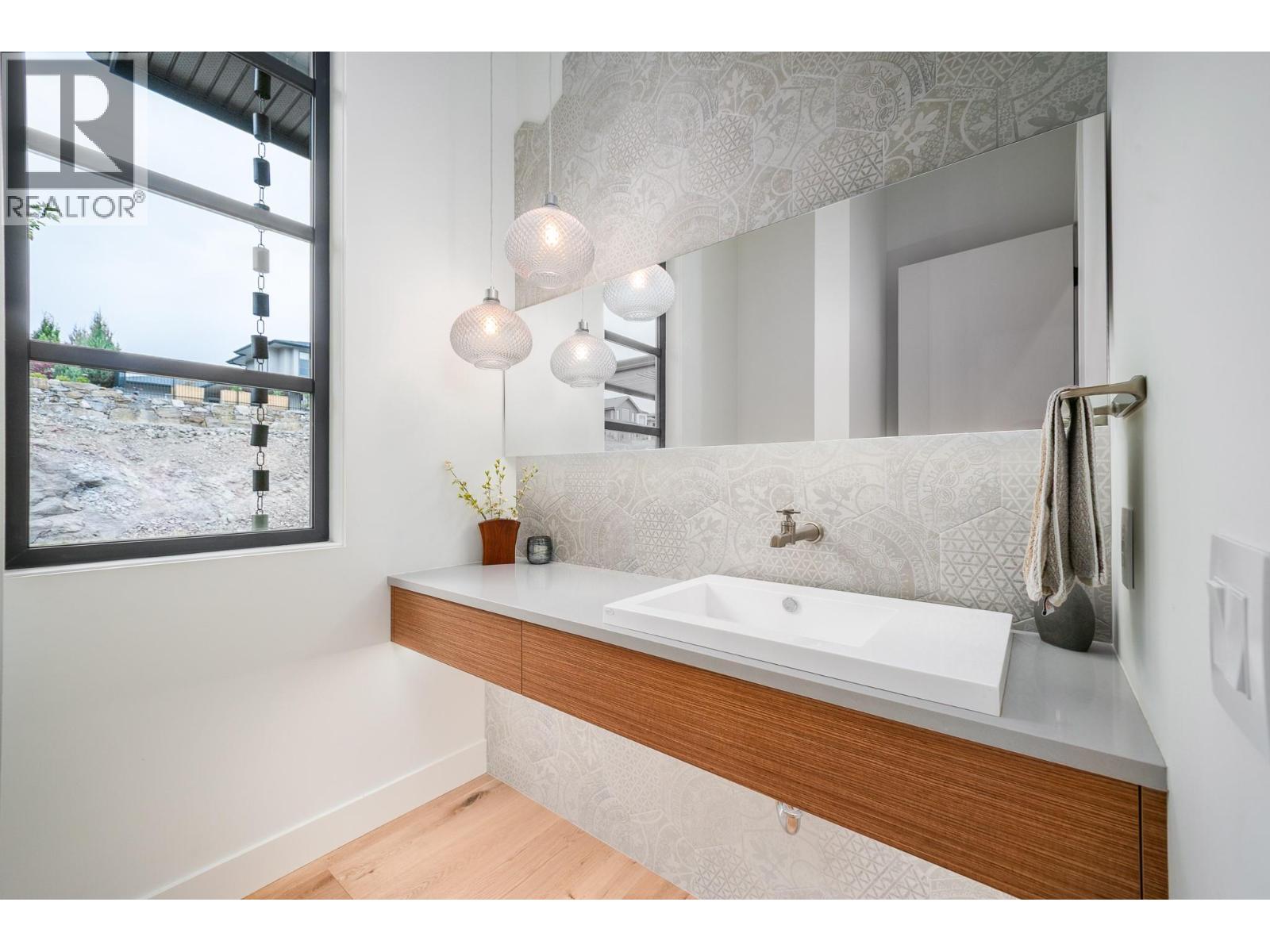 1543 Rocky Point Drive, Kelowna, British Columbia  V1V 3E2 - Photo 41 - 10401124