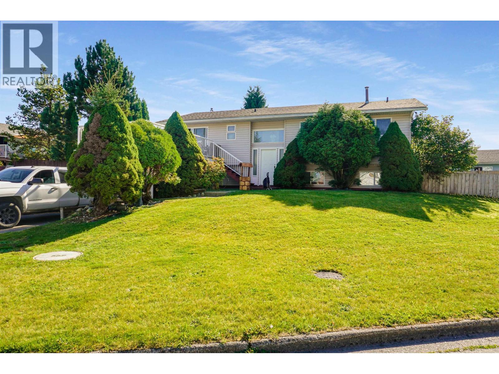 39 Banyay Street, Kitimat, British Columbia  V8C 2P5 - Photo 2 - R3166959