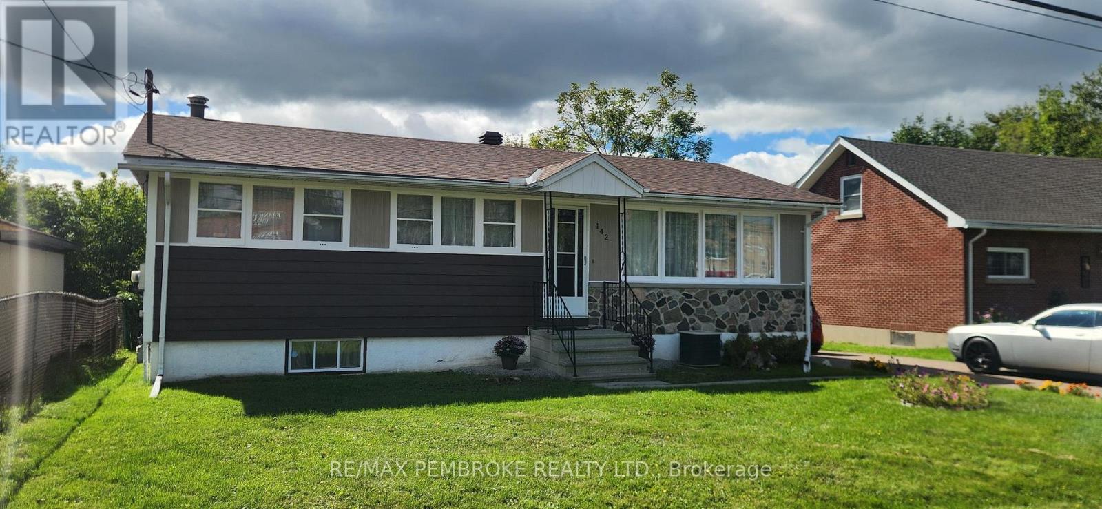 142 Deacon Street, Pembroke, Ontario  K8A 2J4 - Photo 1 - X13804780