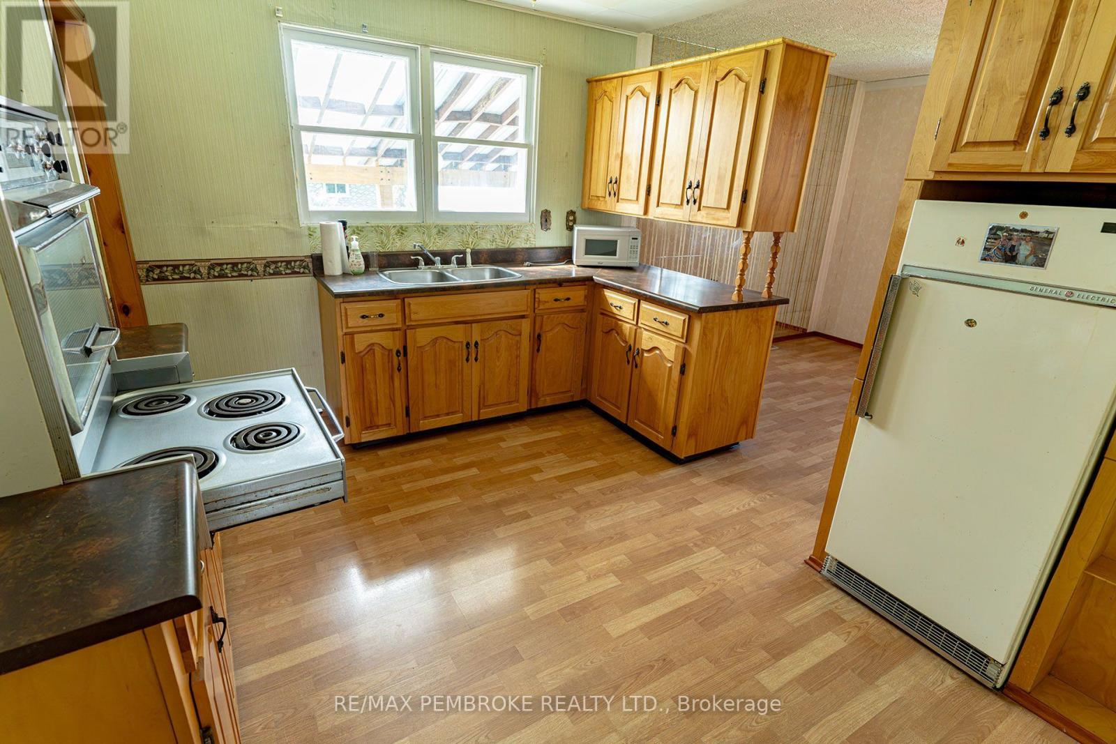 142 Deacon Street, Pembroke, Ontario  K8A 2J4 - Photo 20 - X13804780