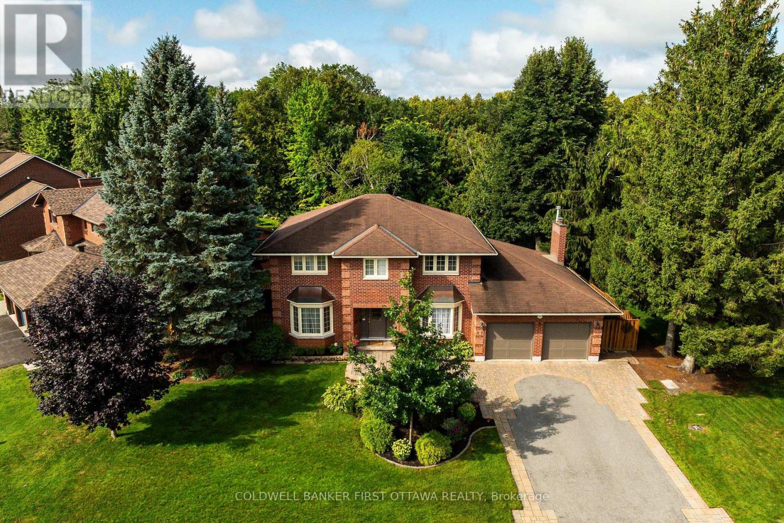27 Hampel Crescent, Ottawa, Ontario  K2S 1E4 - Photo 1 - X13804736