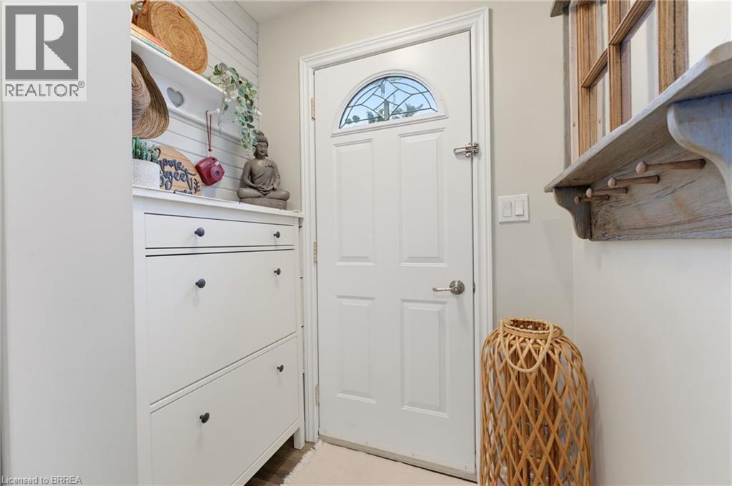 373 Chatham Street, Brantford, Ontario  N3S 4J2 - Photo 7 - 40864568