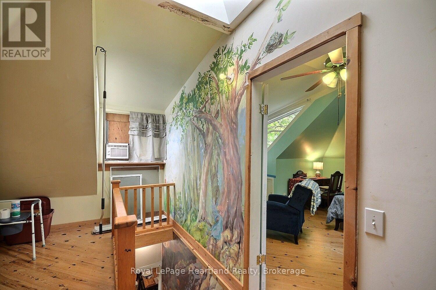 32 Rattenbury Street W, Central Huron, Ontario  N0M 1L0 - Photo 16 - X13804334