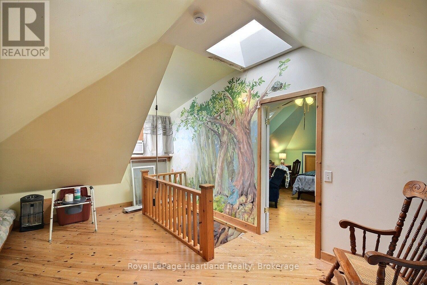 32 Rattenbury Street W, Central Huron, Ontario  N0M 1L0 - Photo 17 - X13804334