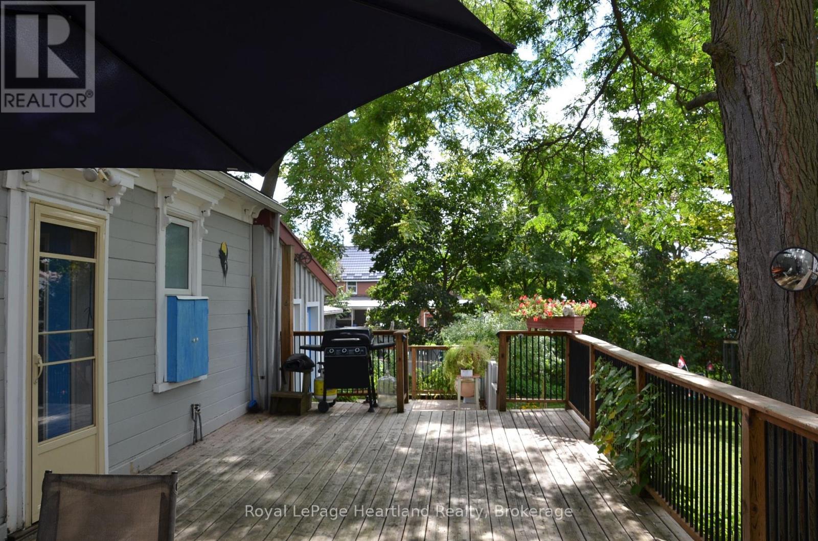 32 Rattenbury Street W, Central Huron, Ontario  N0M 1L0 - Photo 28 - X13804334