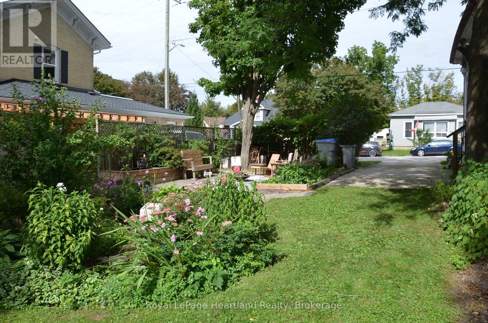 32 Rattenbury Street W, Central Huron, Ontario  N0M 1L0 - Photo 31 - X13804334