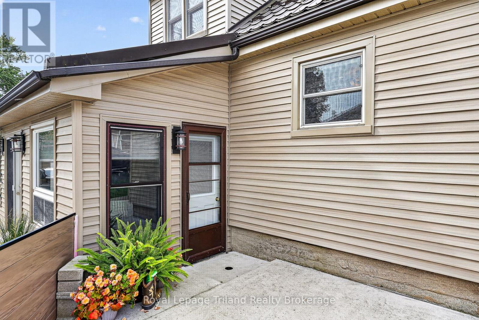 268 Evelyn Avenue, Ingersoll, Ontario  N5C 2B1 - Photo 35 - X13804716