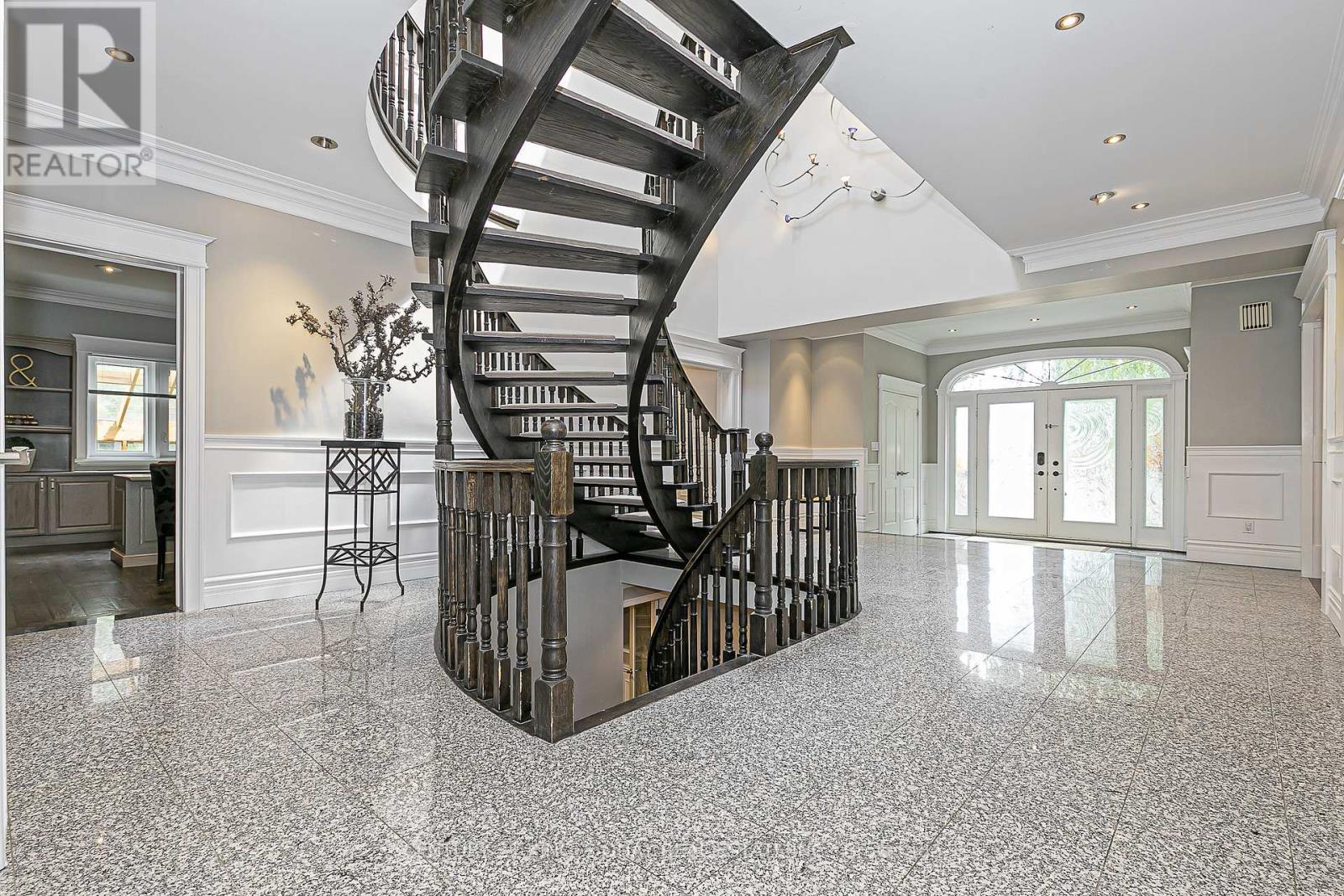 338 Mckee Avenue, Toronto, Ontario  M2N 4E5 - Photo 3 - C13804762